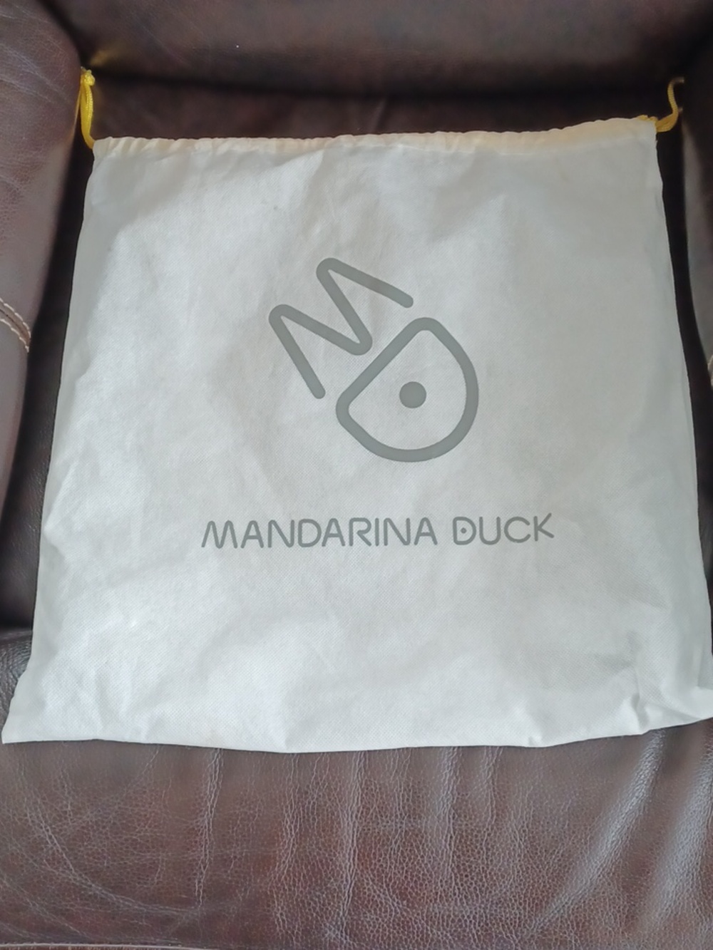 Mandarina Duck Sistema Leisure Black Shine Top Handle Cross Body Purse W/bag. - Picture 13 of 16